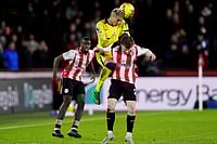 Brentford 0-0 Tottenham, Premier League: Spurs Frustrated in West London Draw | Photo: John Walton/PA via AP : Tottenham Hotspur's Richarlison and Brentford's Keane Lewis-Potter, right, in action during the English Premier League soccer match between Brentford and Tottenham Hotspur in London.