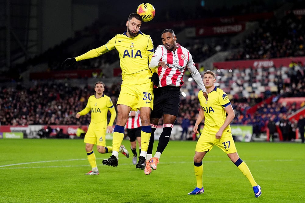 Brentford vs Tottenham Premier League soccer-Rodrigo Bentancur