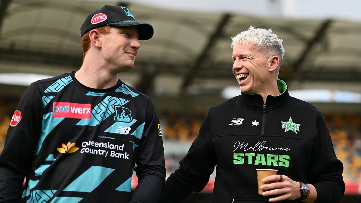 Brisbane Heat take on the Melbourne Stars at the Gabba. - BBL