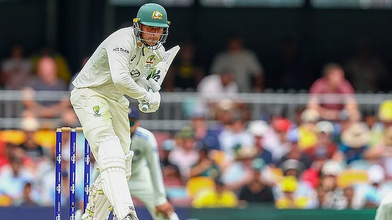 India Vs Australia, 3rd Test Day 1: Australia's Usman Khawaja bats during play - | Photo: AP/Pat Hoelscher
