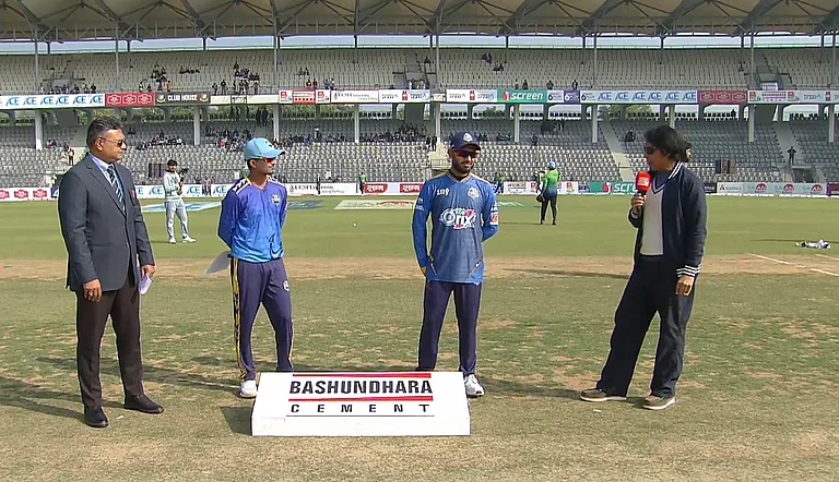 Dhaka Capitals Vs Chattogram Royals Live Streaming, Bangladesh Premier League 2025-26: Toss Update, Playing XIs - X/ BCBtigers
