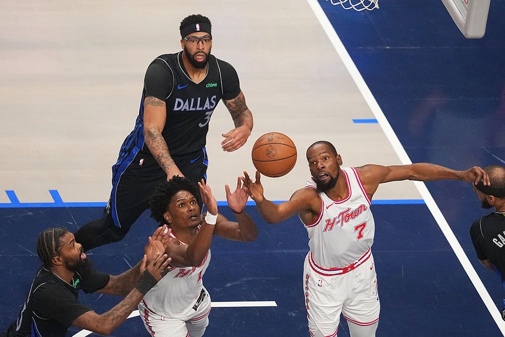 NBA Basketball Game: Dallas Mavericks vs Houston Rockets