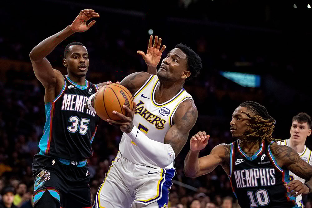 Memphis Grizzlies - Los Angeles Lakers NBA Basketball-Deandre Ayton