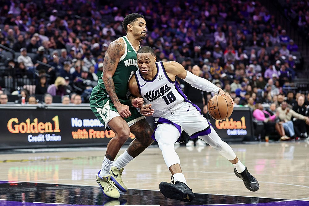 Milwaukee Bucks vs Sacramento Kings NBA Basketball-Russell Westbrook
