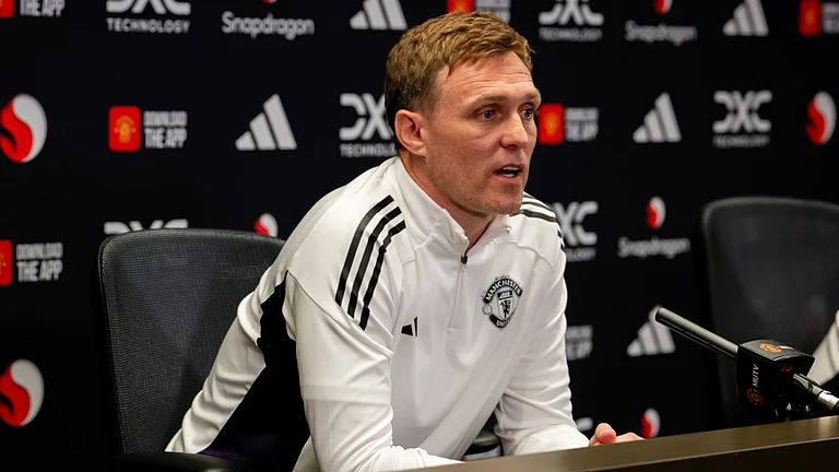 Manchester United interim head coach Darren Fletcher - null