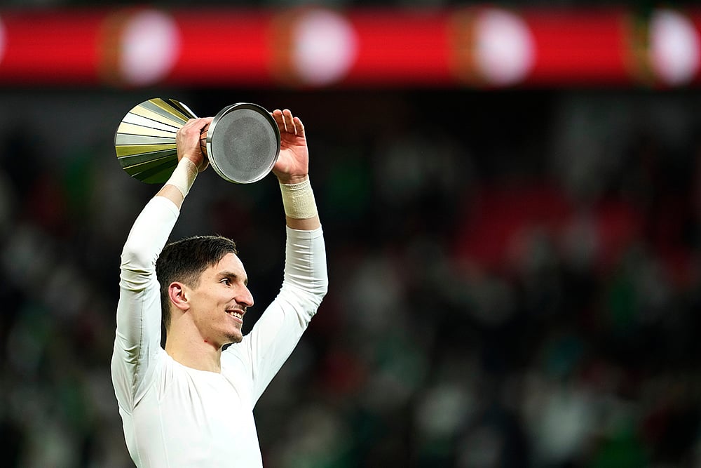 Algeria's Adil Boulbina reacts after the Africa Cup of Nations round of 16 soccer match between Algeria and DR Congo in Rabat, Morocco. - | Photo: AP/Mosa'ab Elshamy