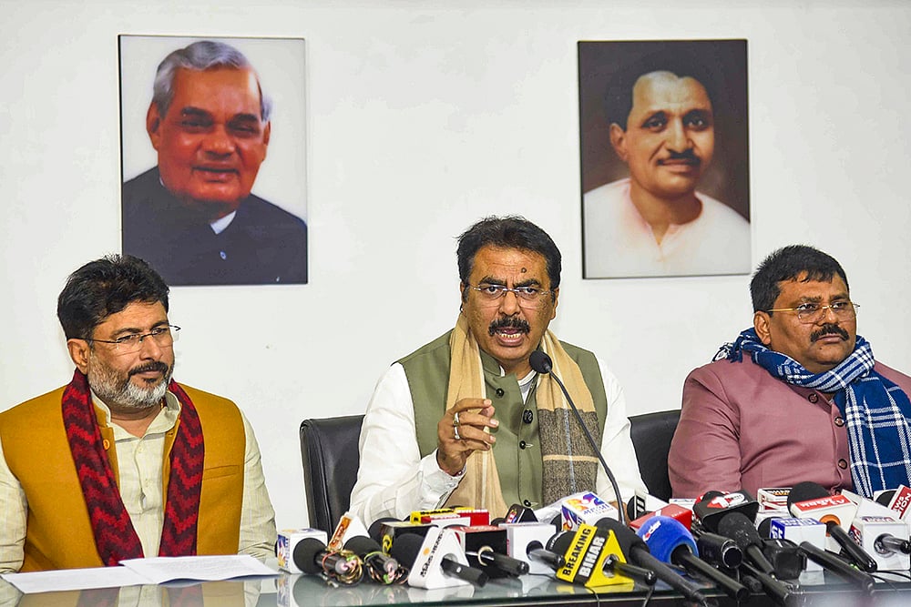 Sanjay Saraogi at a press conference