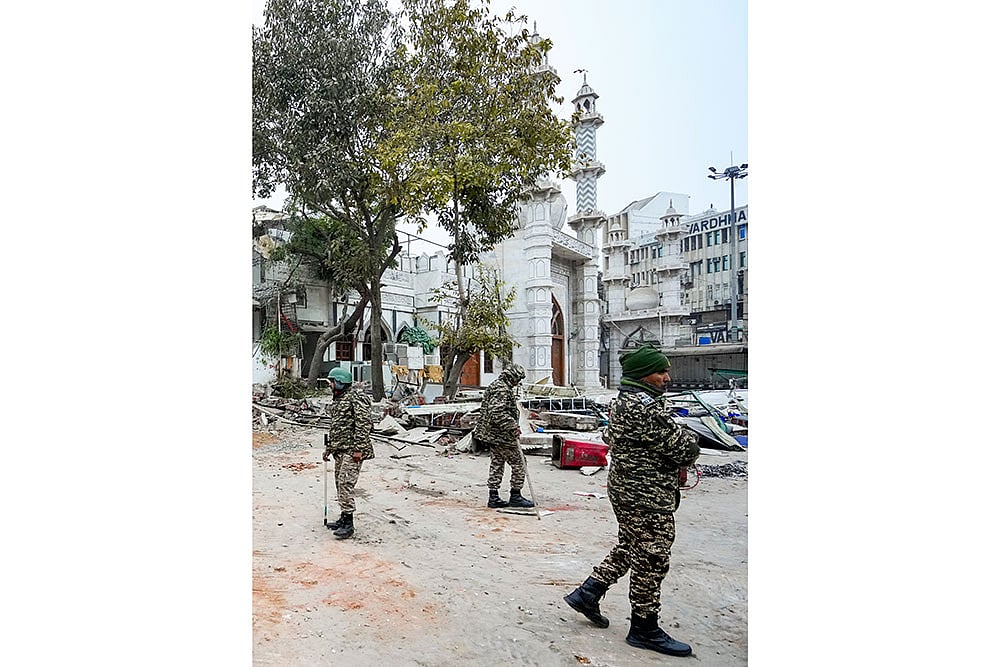 Faiz Elahi Mosque Anti Encroachment Drive  