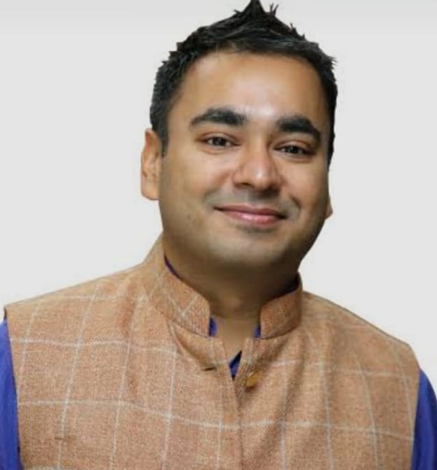 Alok Gupta, Director, Graphisads - null