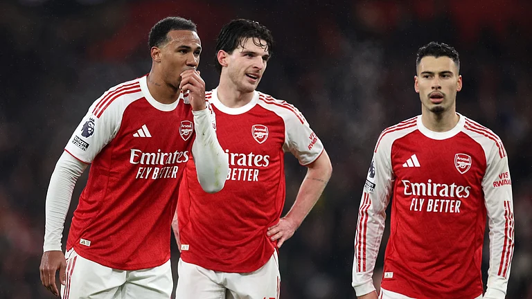 Arsenal drew 0-0 with Liverpool - null