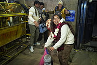 Suresh Kumar Pandey : Gulfisha Fatima