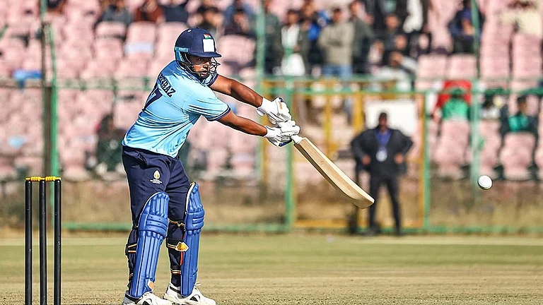 Mumbai's Sarfaraz Khan smashed a dashing 20-ball 62 against Punjab in the last league match of the Vijay Hazare Trophy 2025-26 in Jaipur on January 8. - | Photo: PTI