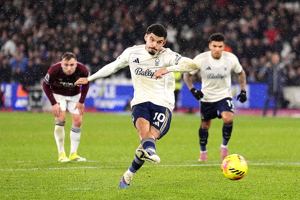 Nottingham Forest's Morgan Gibbs-White scores his side's second goal during the English Premier League soccer match between West Ham United and Nottingham Forest in London. - | Photo: John Walton/PA via AP