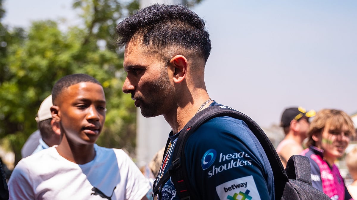 Keshav Maharaj arrives at Boland Park ahead of the SA20 game between Paarl Royals and Pretoria Capitals. - X/SA20_League