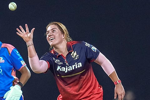 Royal Challengers Bengaluru’s Nadine de Klerk during a Women's Premier League (WPL) T20 cricket match between Mumbai Indians and Royal Challengers Bengaluru, at the DY Patil Stadium, in Navi Mumbai.
