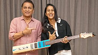 Instagram/JemimahRodrigues : Sunil Gavaskar and Jemimah Rodrigues posing together with Bat-Ar