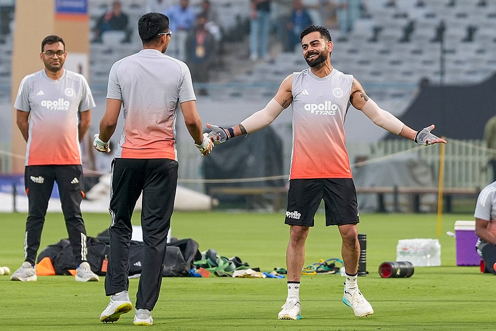 Shubman Gill and Virat Kohli during a practice session