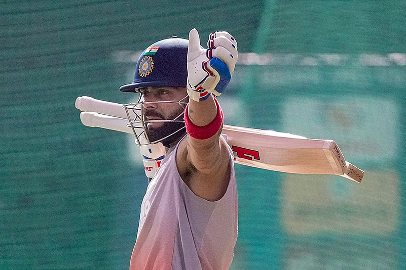 India vs New Zealand 1st ODI Match-Training Virat Kohli