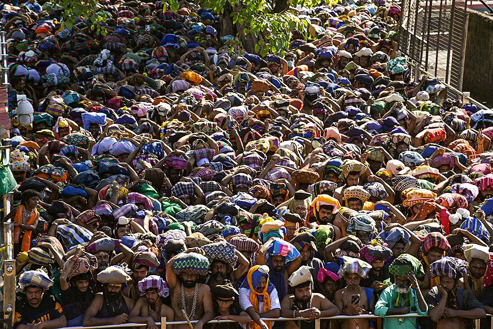 Devotees at Sabarimala Sannidhanam