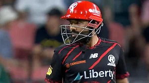 JioHotstar : Mohammad Rizwan’s BBL Nightmare Worsens After Being Retired Out Against Sydney Thunder
