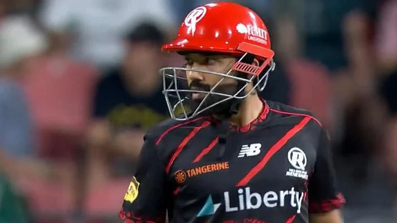 Mohammad Rizwan’s BBL Nightmare Worsens After Being Retired Out Against Sydney Thunder