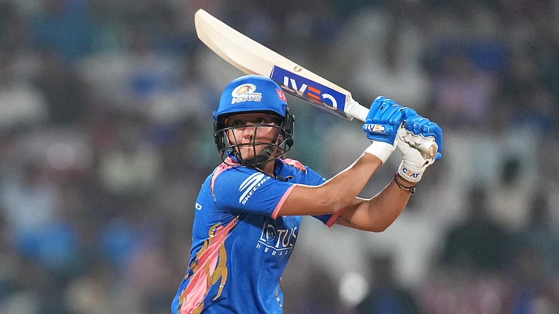 WPL 2026: Harmanpreet Special Shapes Mumbai Indians Record Run Chase Against Gujarat Giants