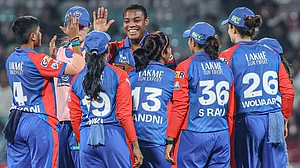 X/ DelhiCapitals : DC Vs UPW Live Score, WPL 2026: Laura Wolvaardt Hits Winning Four Off The Last Ball