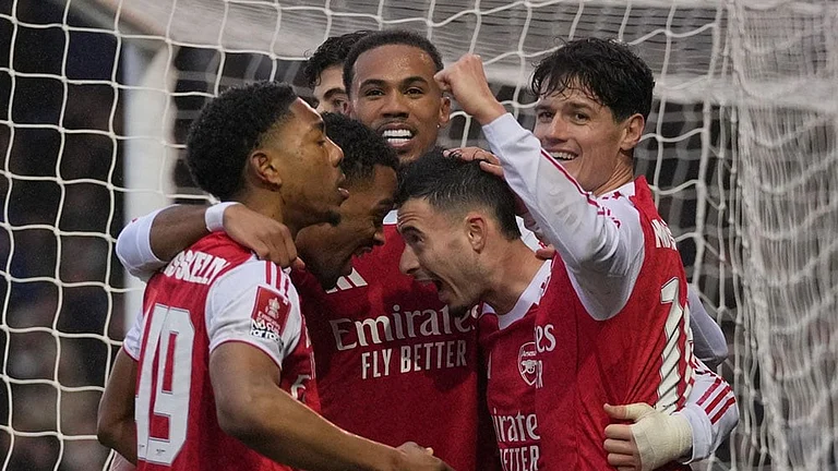 Chelsea Vs Arsenal Live Score, EFL Cup 2025-26 Semi-Final 1st Leg: Players in action. - | Photo: AP/Kin Cheung