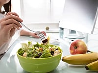 Catch Them Young: School Programmes Can Cut Junk Food Intake By 1,000 Calories A Day, Study Finds