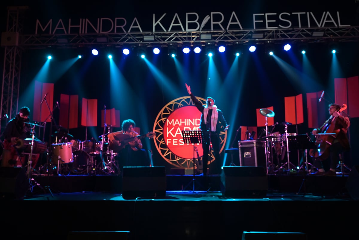 Aditya Prakash Ensemble Performing At The Mahindra Kabira Festival 