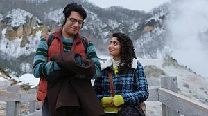 YouTube : Sai Pallavi and Junaid Khan in Ek Din teaser