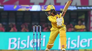 WPL : Harleen Deol batting during her knock against MI-W