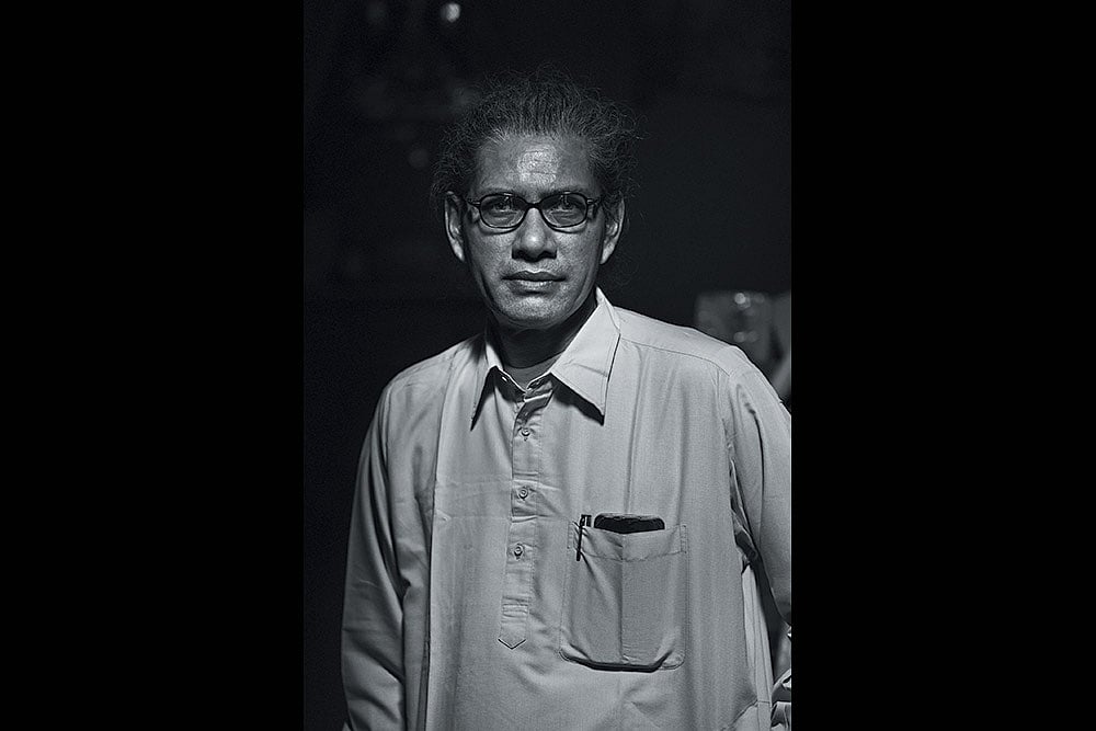 First, bail must be granted by the court. Then the paperwork has to reach the jail. After that begins endless bureaucracy. - Outlook Team