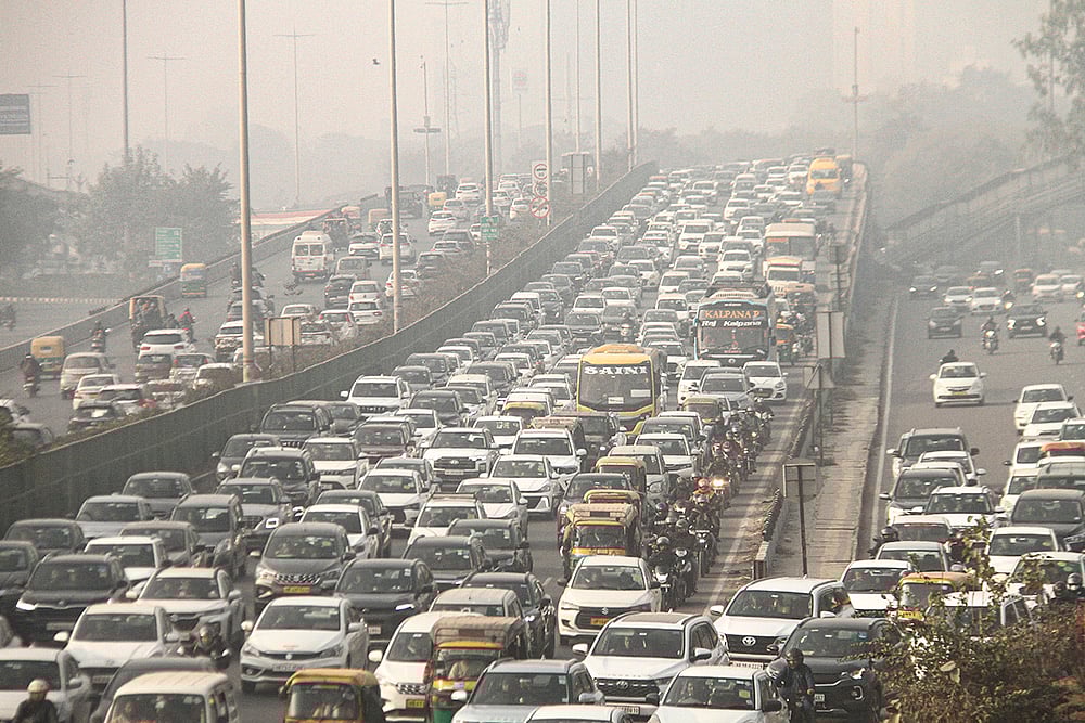 Weather: Fog in Gurugram