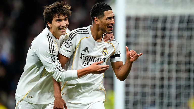 Real Madrid's Jude Bellingham celebrates his side's sixth goal during the Champions League opening phase soccer match between Real Madrid and Monaco in Madrid on Tuesday, Jan. 20, 2026 - (AP Photo/Jose Breton)