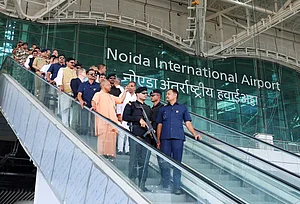 MAGO / ANI News : CM Yogi Adityanath inspects the Noida International Airport Noida, Oct 25 (ANI): Uttar Pradesh Chief Minister Yogi Adityanath inspects the Noida International Airport construction at Jewar ahead of its inauguration, in Noida on Saturday. (@CMOfficeUP X ANI Photo)