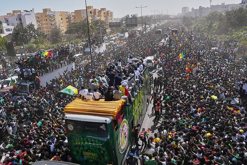 Africa Cup of Nations Soccer Champions Senegal Welcomed By Hundreds Of Fans In Dakar-11