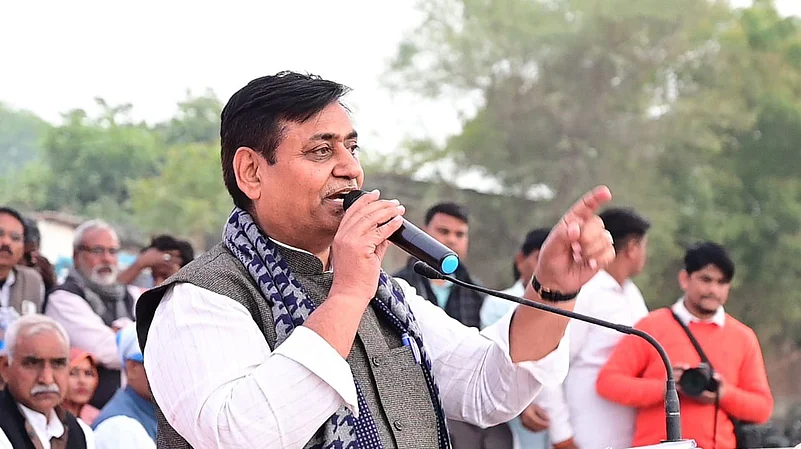 Draconian Act
Draconian Act in Lok Sabha
Congress Slams Centre
130th Constitution Amendment Bill