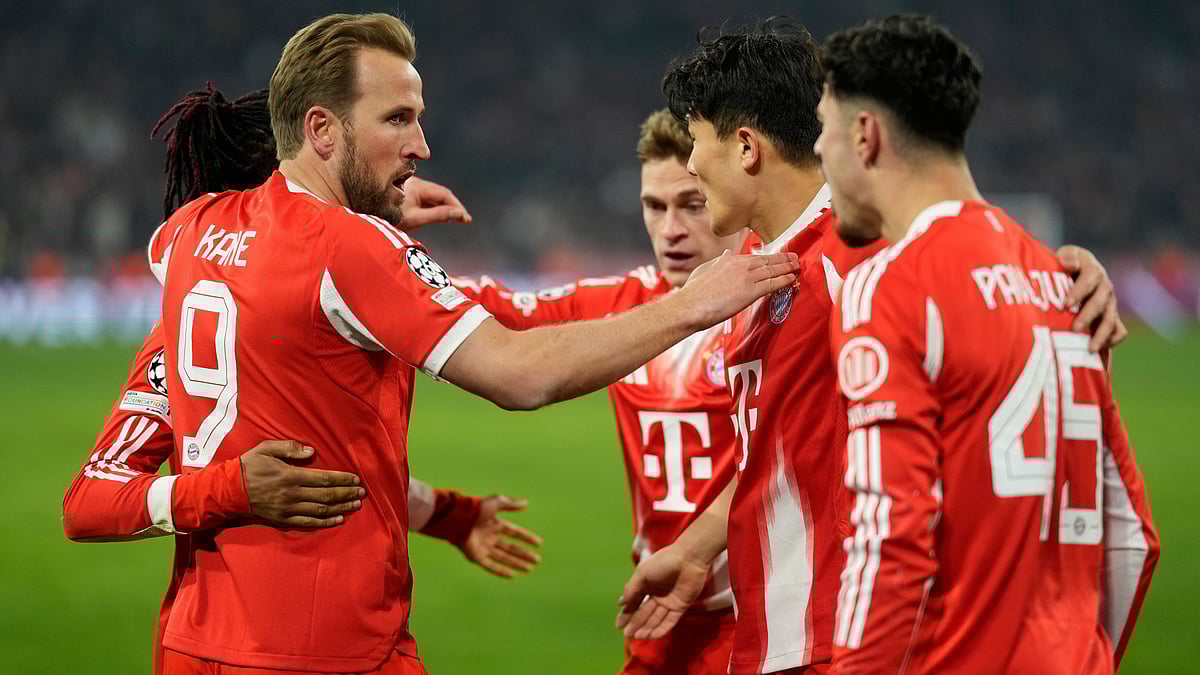 Bayern's Harry Kane, left, celebrates with teammates after scoring the opening goal during the Champions League opening phase soccer match between Bayern Munich and Union Saint-Gilloise, in Munich, Germany, Wednesday, Jan. 21, 2026.  - | Photo: AP/Matthias Schrader