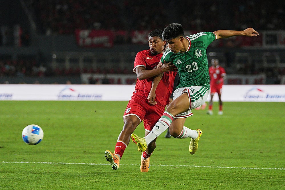 Panama vs Mexico international friendly soccer match-Jesus Gallardo