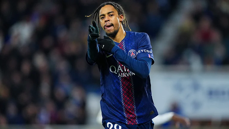 Bradley Barcola scored the winner for PSG against Auxerre - null