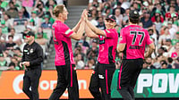 Sydney Sixers Vs Hobart Hurricanes Live Streaming, BBL 2025-26 Challenger: SYS Batting First - Check Playing XIs X/ SixersBBL : Sydney Sixers Vs Hobart Hurricanes Live Streaming, Big Bash League 2025-26