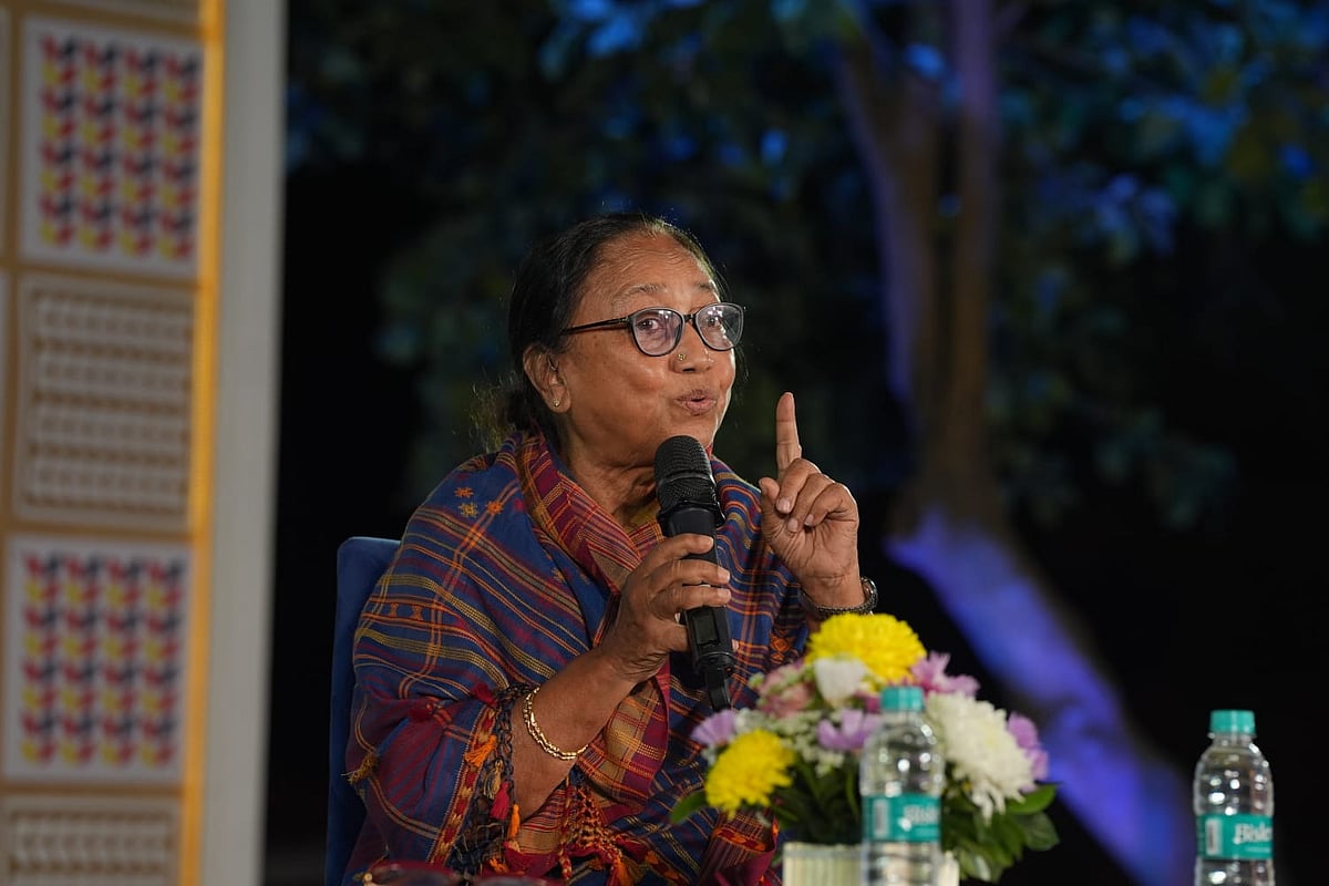 Exide Kolkata Literary Meet: Banu Mushtaq and Chinki Sinha talk about women breaking barriers in writing and how men write women and how women write women and men.
 -  Sandipan Chatterjee