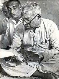 Dipankar Bhattacharya|Facebook  : Bharatratna Karpoori Thakur