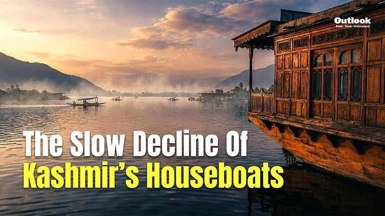 houseboats of kashmir - null