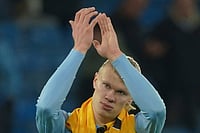 Manchester City 2-0 Wolves, Premier League: Citizens Secure Comfortable Home Victory | Photo: AP/Ian Hodgson : Manchester City's Erling Haaland reacts to the supporters after the end of the English Premier League soccer match between Manchester City and Wolverhampton Wanderers in Manchester, England.