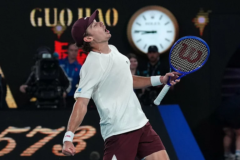 Alex de Minaur of Australia celebrates after defeating Alexander Bublik of Kazakhstan in their fourth round match at the Australian Open tennis championship in Melbourne, Australia. - | Photo: AP/Dita Alangkara