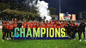 X/ SunrisersEC : Pretoria Capitals Vs Sunrisers Eastern Cape, SA20 Final: Brevis Century In Vain As SEC Lift Trophy