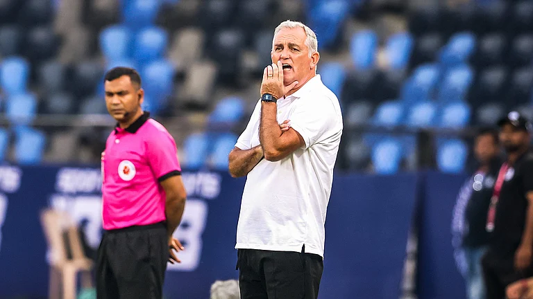 File photo of Owen Coyle in charge of Chennaiyin FC. - | Photo: X/IndSuperLeague