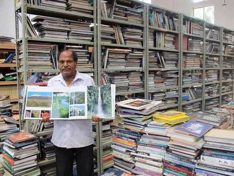 At just 20 years old, while working as a bus conductor, Gowda began collecting books. What started as a personal passion soon became a lifelong mission. Each book he gathered carried a purpose far beyond personal ownership. - X.com